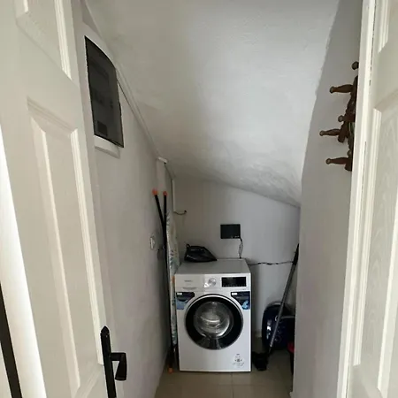 Villa Alacati'da Guenluek Kiralik Havuzlu Çeşme