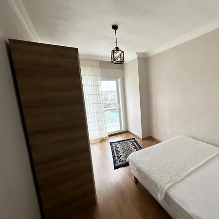 Villa Alacati'da Guenluek Kiralik Havuzlu *